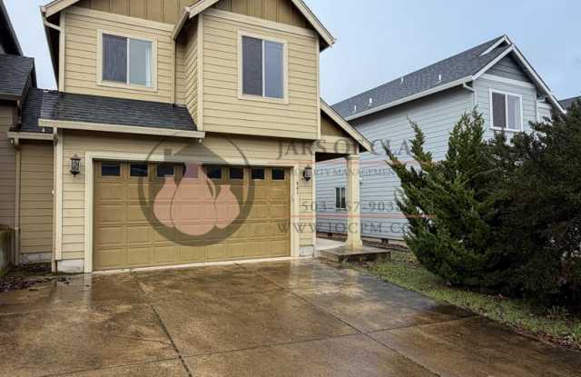 Move in Special $600 Off First Months- Brand New Carpet Freshly Painted photos photos Move in Special $600 Off First Months- Brand New Carpet Freshly Painted photos photos