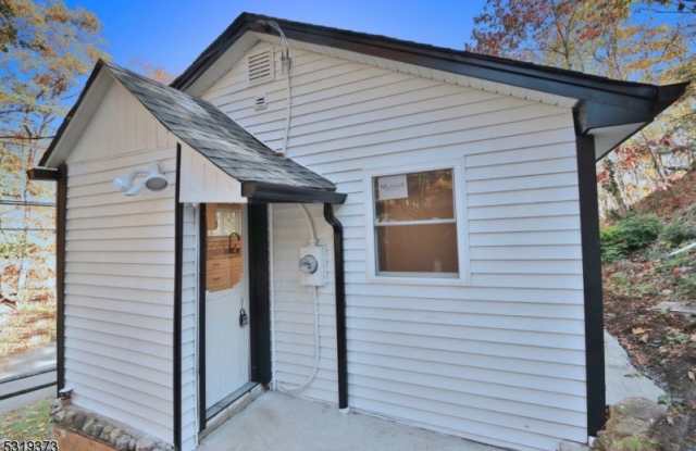 8 Apple Trl - 8 Apple Trail, Morris County, NJ 07438