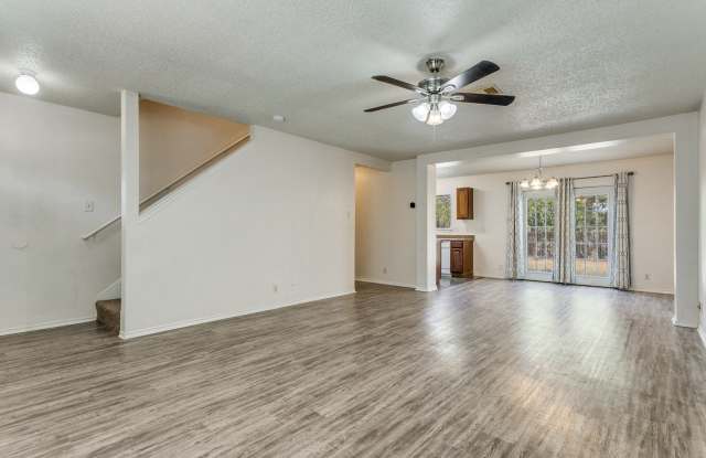 6019 LYNDELL SPGS Gallery 2