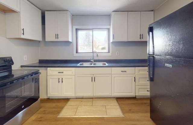 3 Bedroom Home in Cleveland photos photos