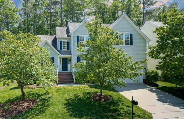 Spacious 4 bedroom home close to Southpoint! Available August 8th photos photos