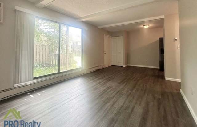 Recently Remodeled Condo **Half off 1 Month's Rent with a September 2025 Move In** photos photos