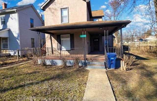 1892 Denune Ave photos photos