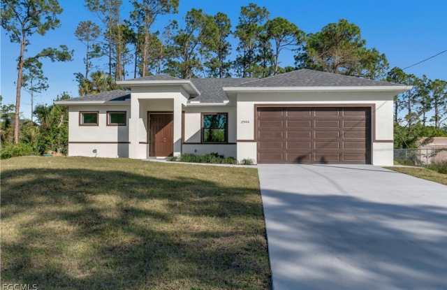 2619 28th Street W photos photos