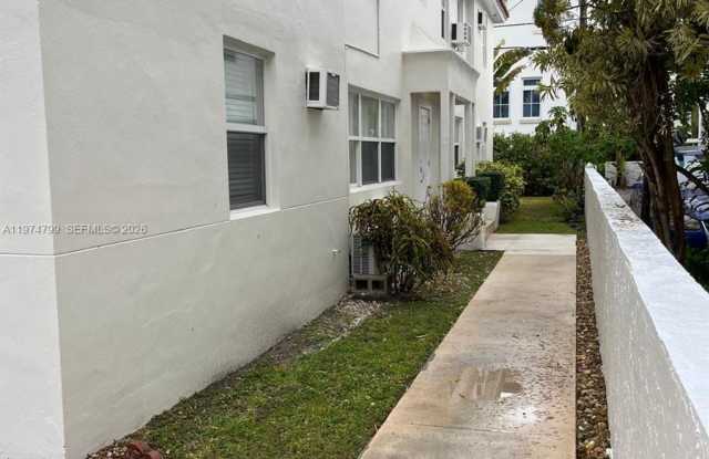 510 Santander Avenue photos photos