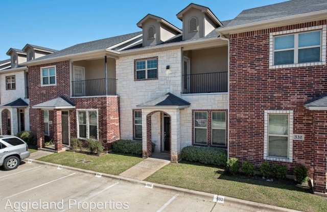 524 Forest Dr Gallery 2