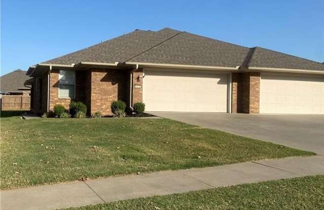 6101 White Oak  CIR photos photos