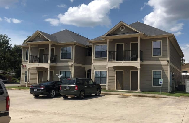 920 Mccall Avenue - 10 - 920 Mccall Ave, Conroe, TX 77301