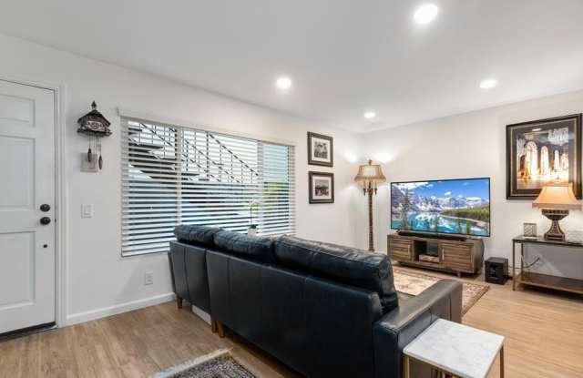 4359 Hamilton St photos photos