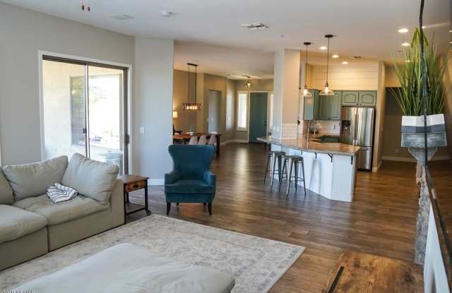42020 N EMERALD LAKE Drive Gallery 3
