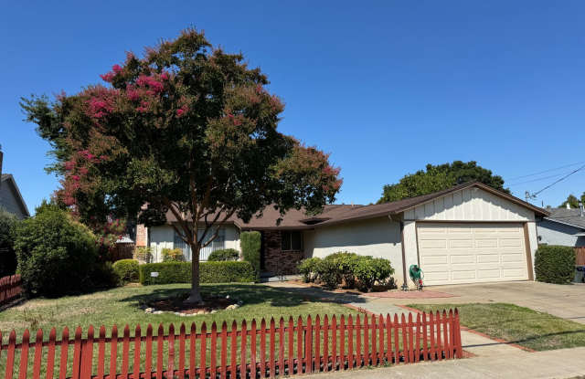 Single level 4 bedroom, 2 bath home – move in ready! photos photos