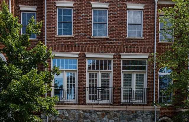 5135 BRAWNER - 5135 Brawner Place, Alexandria, VA 22304