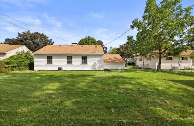 BEAUTIFULLY RENOVATED 3-BEDROOM RANCH – MILWAUKEE/GREENFIELD BORDER Gallery 3
