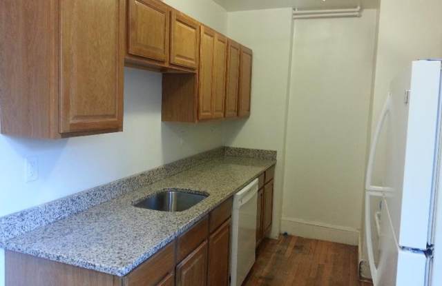 One Bedroom with Heat on GL-B Comm Ave Brighton photos photos