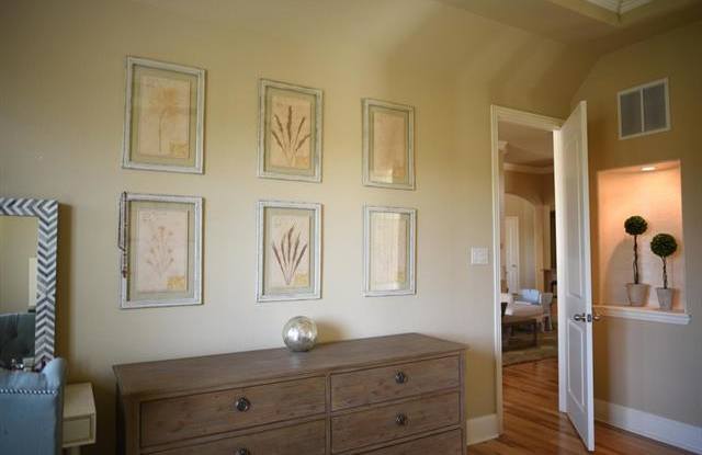 1301 Bobby Boyd Lane Gallery 3