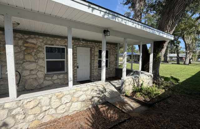 14035 W River Road Cabin B Gallery 1
