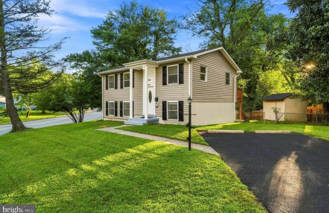4656 EVANSDALE Road Gallery 2