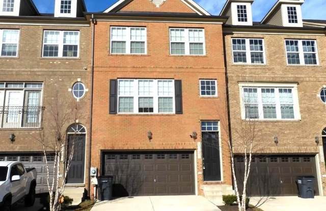 2727 GOLDEN GATE PLACE photos photos