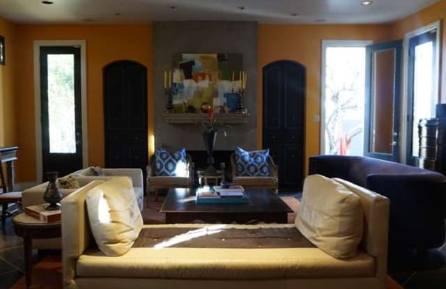 279 Forrest Hill Dr Gallery 2