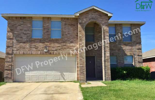 Spacious 4-Bedroom Home with Fireplace  Large Backyard in SW Fort Worth - 3952 Golden Horn Lane, Fort Worth, TX 76123