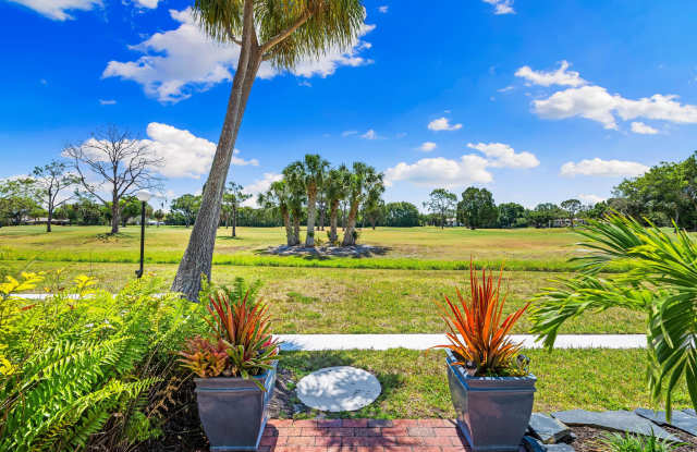 3563 Longmeadow - 32 photos photos