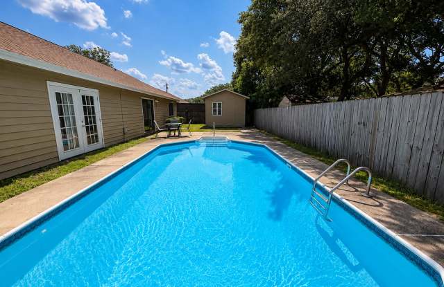 289 Honeysuckle Way photos photos