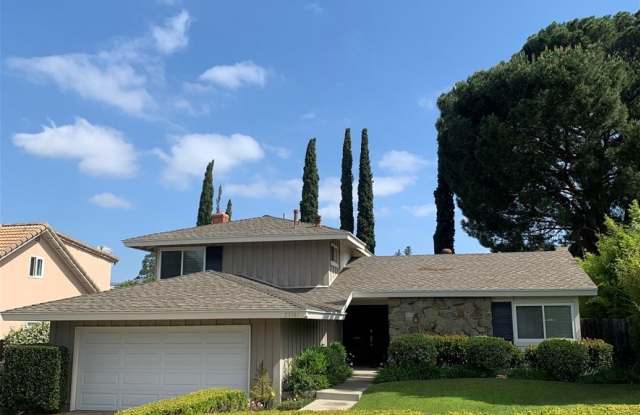 25181 Northrup Drive Gallery 3