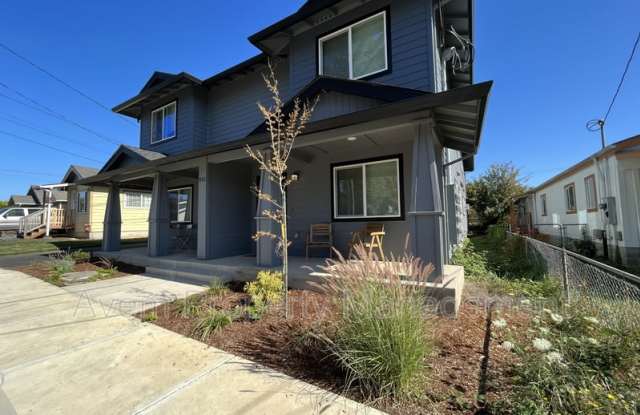 931 Prospect Street - 1 photos photos