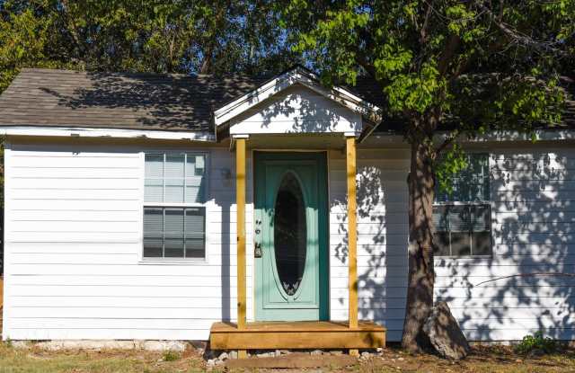 1 Bed 1 Bath Cottage photos photos