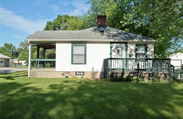1318 North Somerset Avenue FRONT UNIT - 1318 N Somerset Ave, Indianapolis, IN 46222