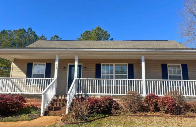3-Bedroom Home in safe neighborhood - Pets Welcome! photos photos