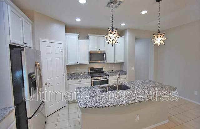 10814 W Swayback Pass Gallery 3