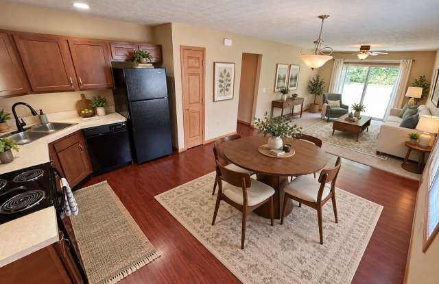 Ends 9/30: $0 to apply + $500 off your move-in Gallery 2
