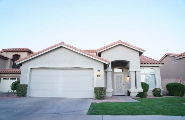 Beautiful Chandler Rental Dobson & Ray photos photos