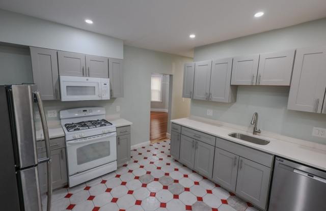 3960 Washington St - 3960 Washington Street, Boston, MA 02131