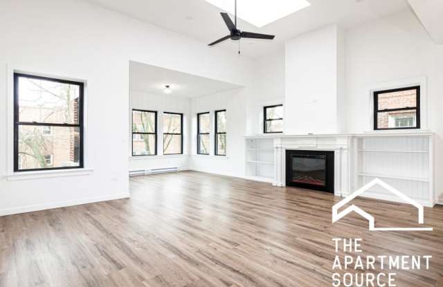 1428 West Jonquil Ter. Gallery 1