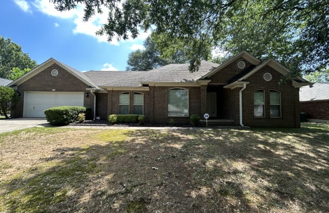 804 Drake Dr Gallery 1