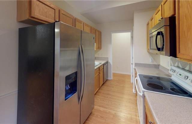 2428 Somerset Place Drive Gallery 4