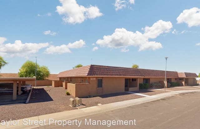 602 W Yukon Dr Unit 3 - 602 West Yukon Drive, Phoenix, AZ 85027