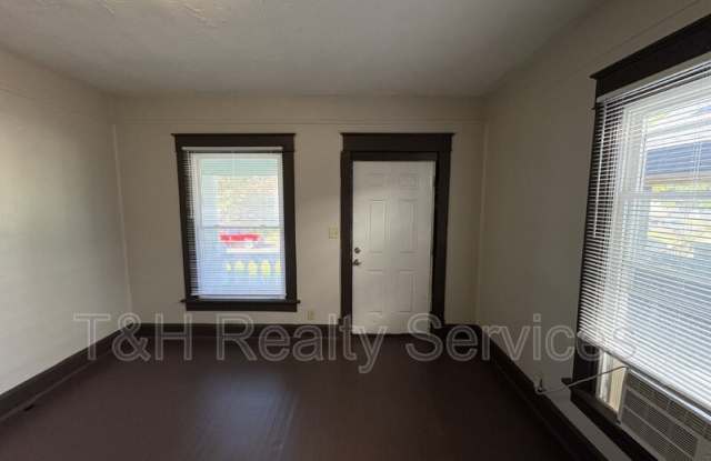 1029 North Parker Avenue Gallery 4