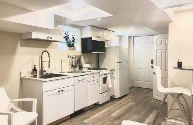 2621 17th St NE - 2621 17th Street Northeast, Washington, DC 20018