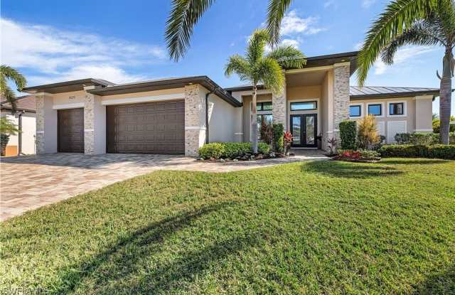 ***Recently Reduced*** Beautiful 4 Bedroom Pool Home photos photos