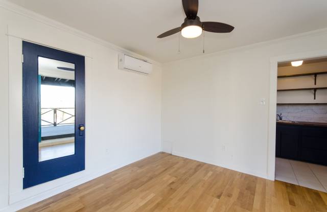 2249 Glendale Boulevard - 2249 Gallery 3