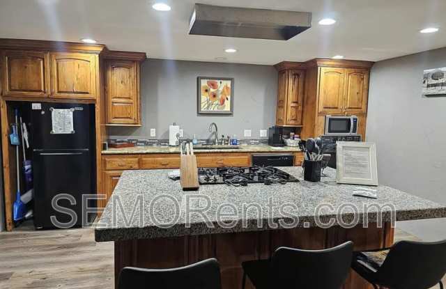 3912 Missouri Avenue photos photos
