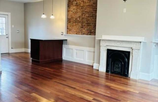 650 East 6th Gallery 4