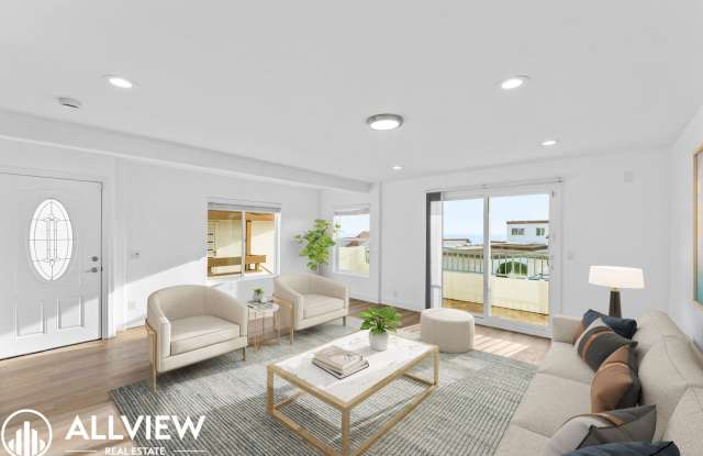 *Limited Move In Special for April Lease Start Date- $750 Off First Month's Rent! *OCEAN VIEWS! Renovated 2 Bed, 2.5 Bath Townhome in San Clemente! photos photos