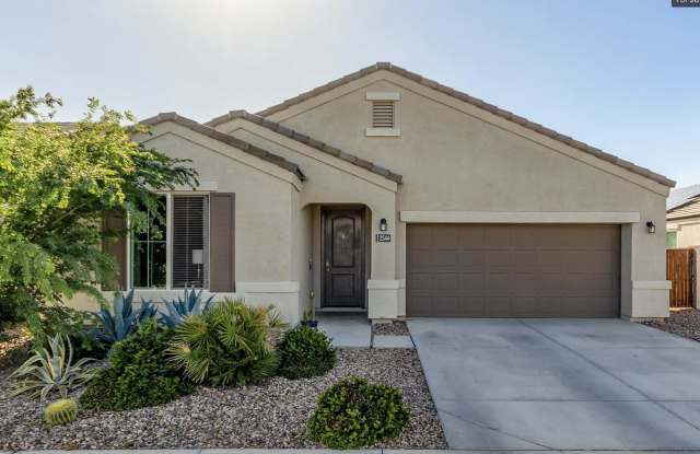 2544 N Comiskey Dr photos photos