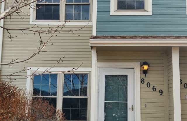 Fantastic 2-Bedroom Townhome in Briargate! Union and Lexington. photos photos