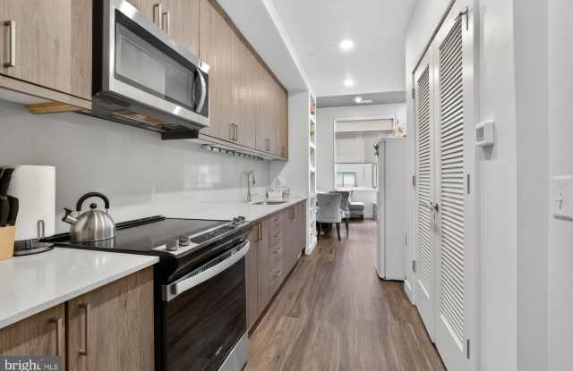 525 N 41ST Street unit: 208 photos photos