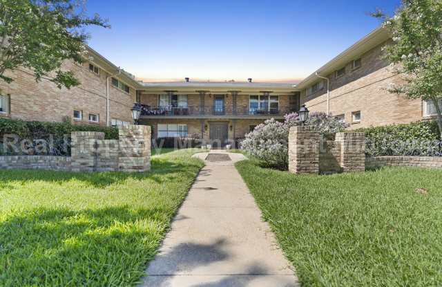 Live Elevated in the Heart of Viridian – Stunning Island Townhome! - 6127 Bandera Avenue, Dallas, TX 75225
